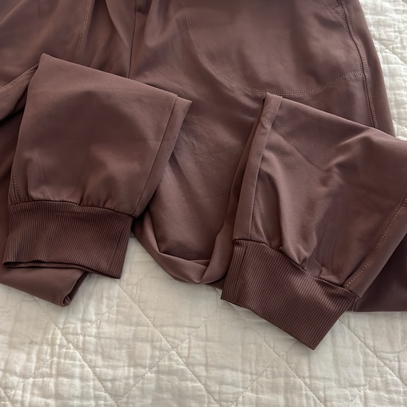 NWOT Rachel Zoe women’s jogger in size L - Picture 4 of 4